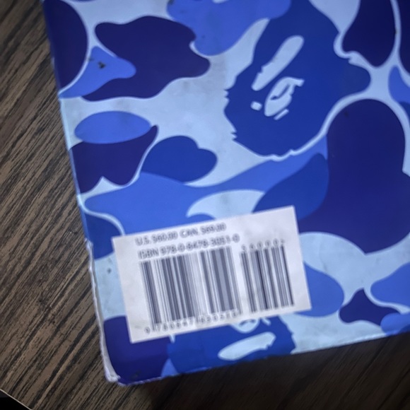 Bape Rizzoli (a Bathing Ape) Book 2008 Rare Good Condition.
Rare book from bape - Picture 3 of 3